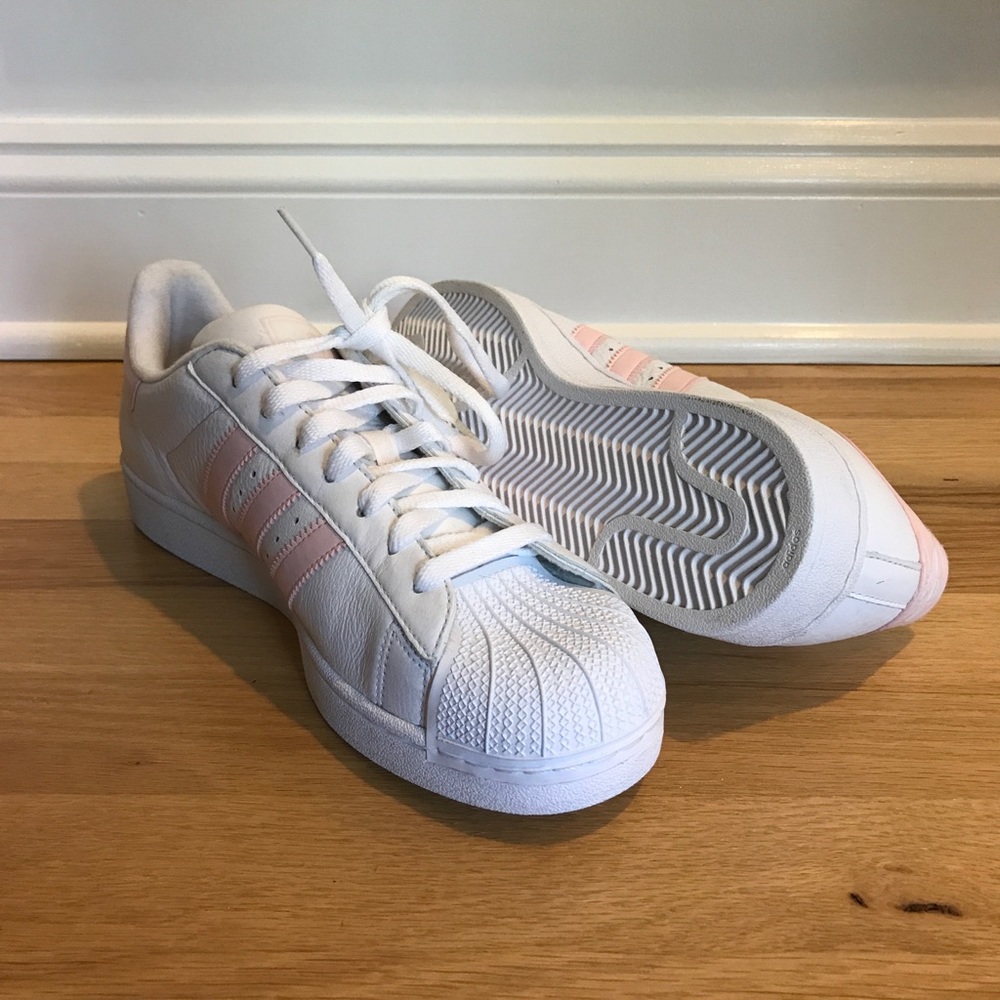 Adidas original superstar in pink size 10.5